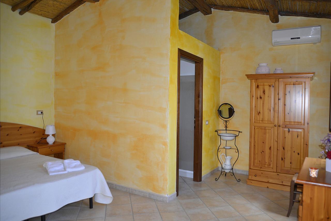 Galtellì Agriturismo Rubinu מראה חיצוני תמונה